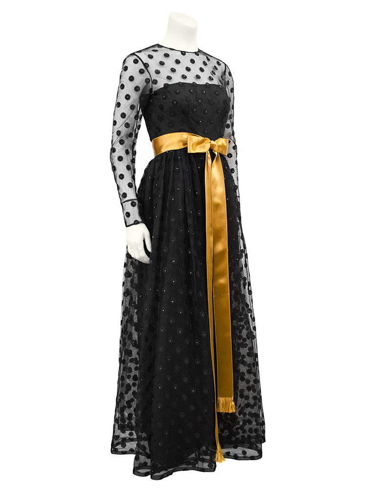 https://www.vintagecouture.com/cdn/shop/products/polkadotgownwithsash1_1024x1024.jpg?v=1565198261