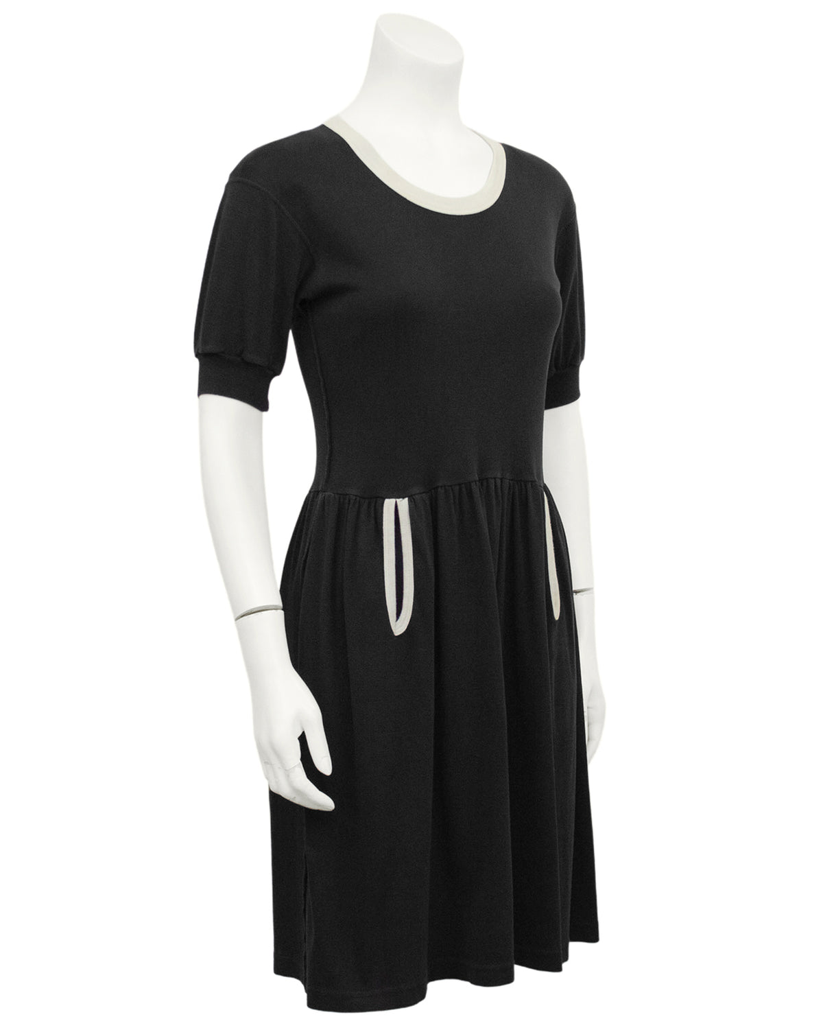 Black Cotton Jersey Dress with White Trim – Vintage Couture